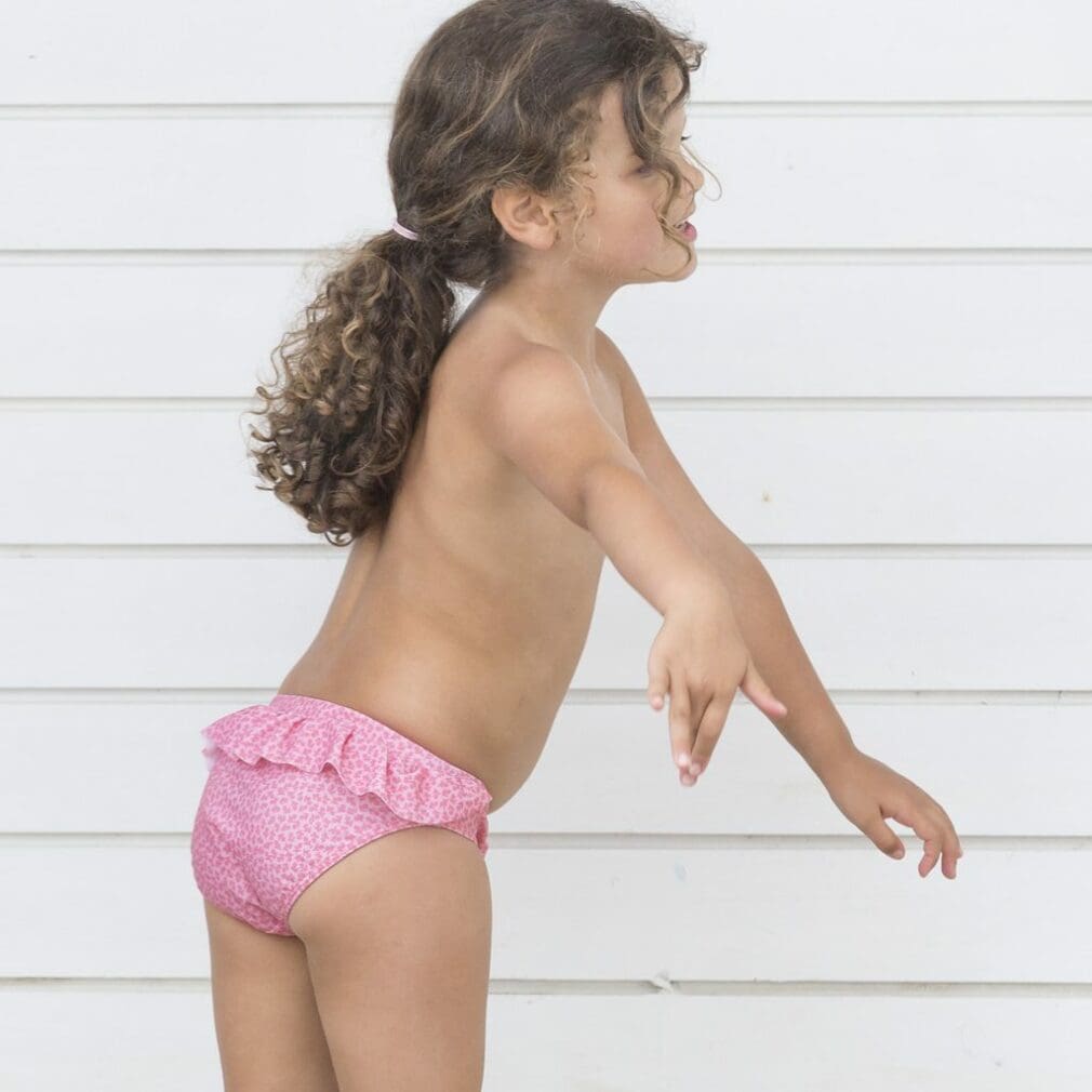 10-PI-FLO-bikini-pants_Child5_L