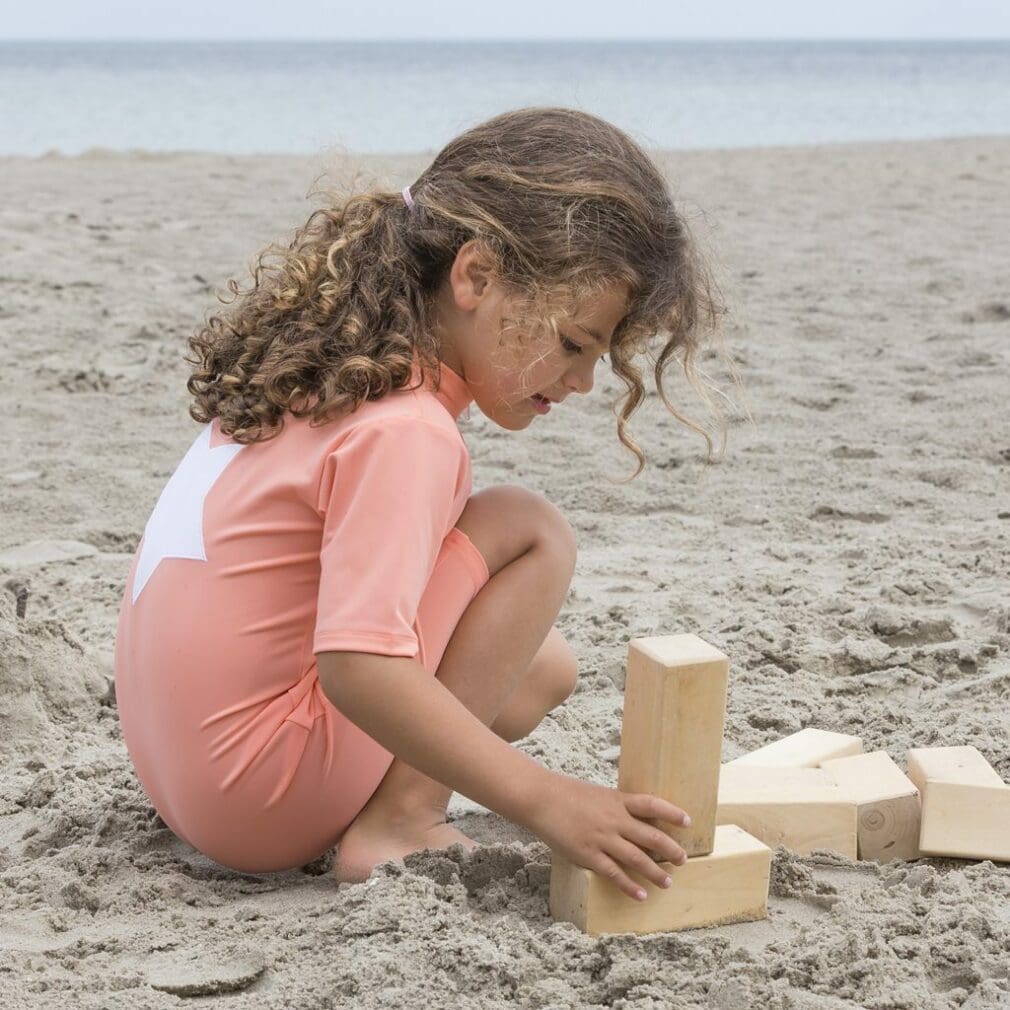 101-coral-3420-101-coral-3418-12-CO-Noe-STAR-sunsuit_Child1_L