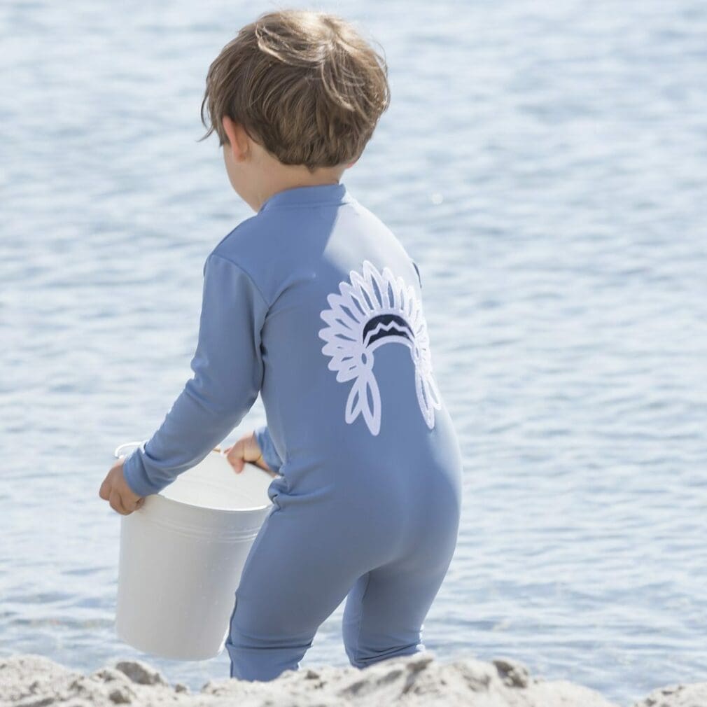 11-PECH-Lou-Chief-sunsuit_Child5_L