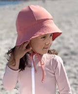 15-MOR Frey Sunhat-Girl_NY