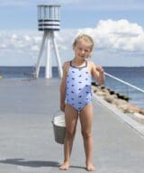 16-BL-FISH-Barbara-Swimsuit_Child2_L