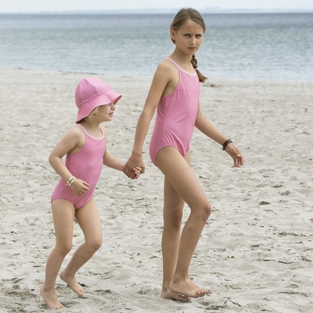 16-PI-FLO-Barbara-swimsuit_Child2_L