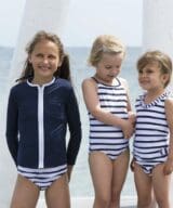 16-WH-BL-Barbara-swimsuit_CHILD4_L