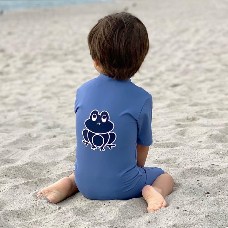 174-nordic-5474-12-NORFRO-Noe-frog-sunsuit-boy2_M