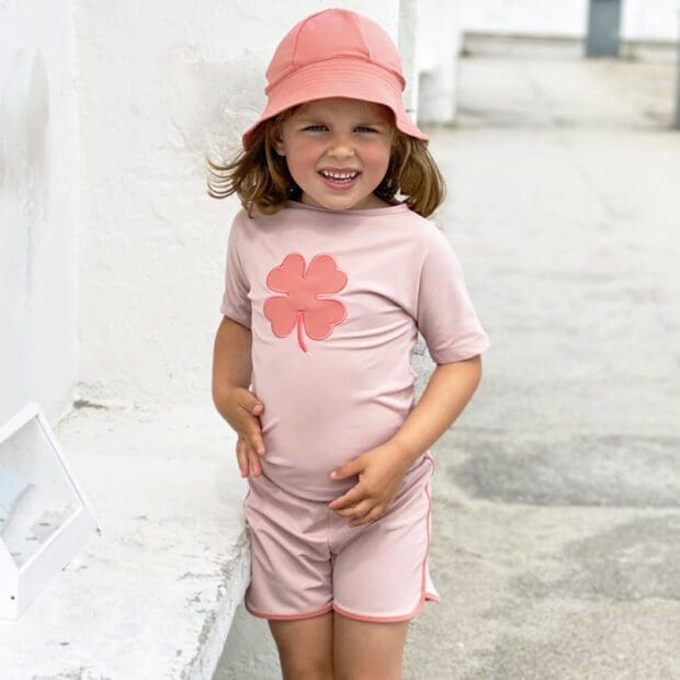 Luna CLOVER UV Badeshirt mit U-Boot Kragen - rose-nude