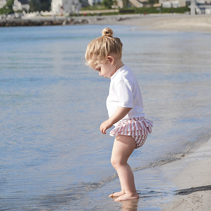 207-candy-stripes-6439-80-CANDY-Ida-Swim-Nappy-Child3_M1 207-candy-stripes-6439-80-CANDY-Ida-Swim-Nappy-Child3_M1