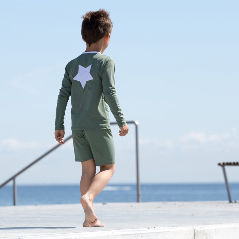85-army-3973-6-AR-Etoile-Zipper-swim-shirt-boiy1