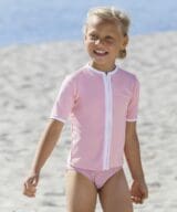 L_Swimshirt-w-zipper-SS-Soft-rose-Child_1