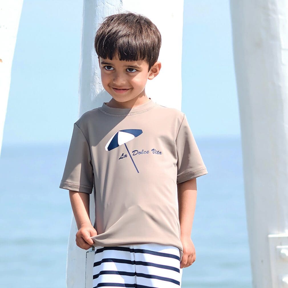 39-TAU(VITA) Milou Swim shirt boy1_B