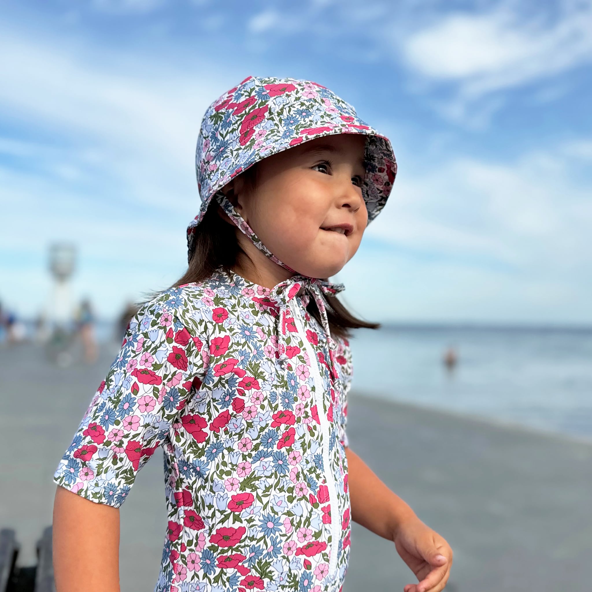 Sophie & Lucas Daisy Chain Sunsuit, Pink
