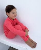 27-NEC Fly Leggings girl_10