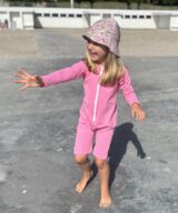 13-SUGA Combi sunsuit girl_5