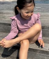 38-HE Sydney UV shirt girl_1