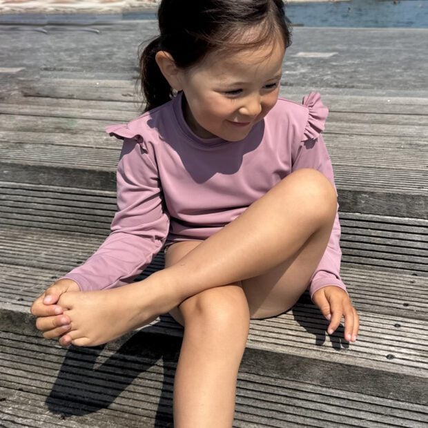 Sydney UV swimshirt with small frill – Heather