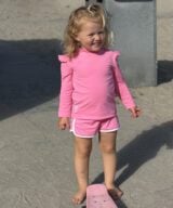 38-SUGA Sydney UV shirt girl_1