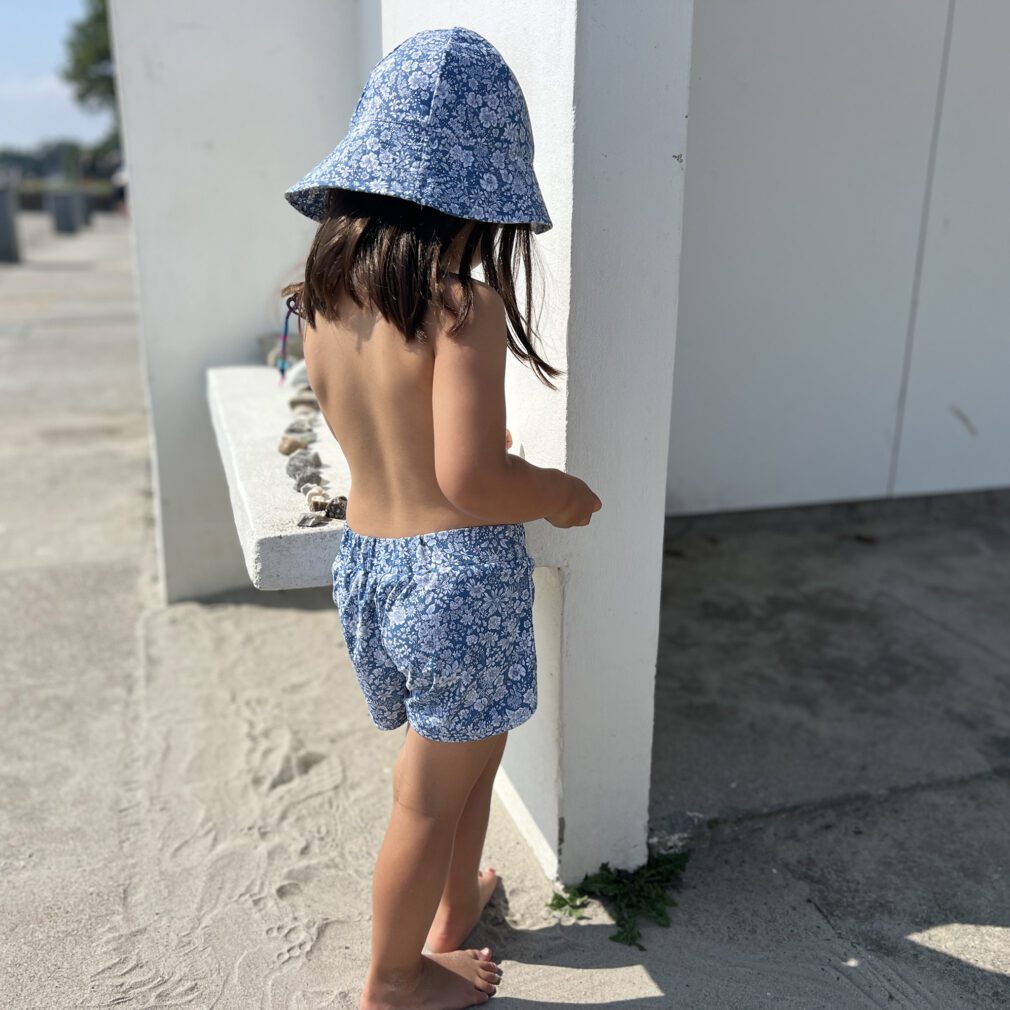 72-EVE Alexa UV swim shorts girl_1