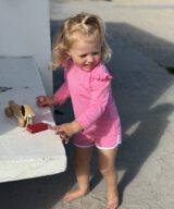 72-SUGA Alexa UV swim shorts girl_1